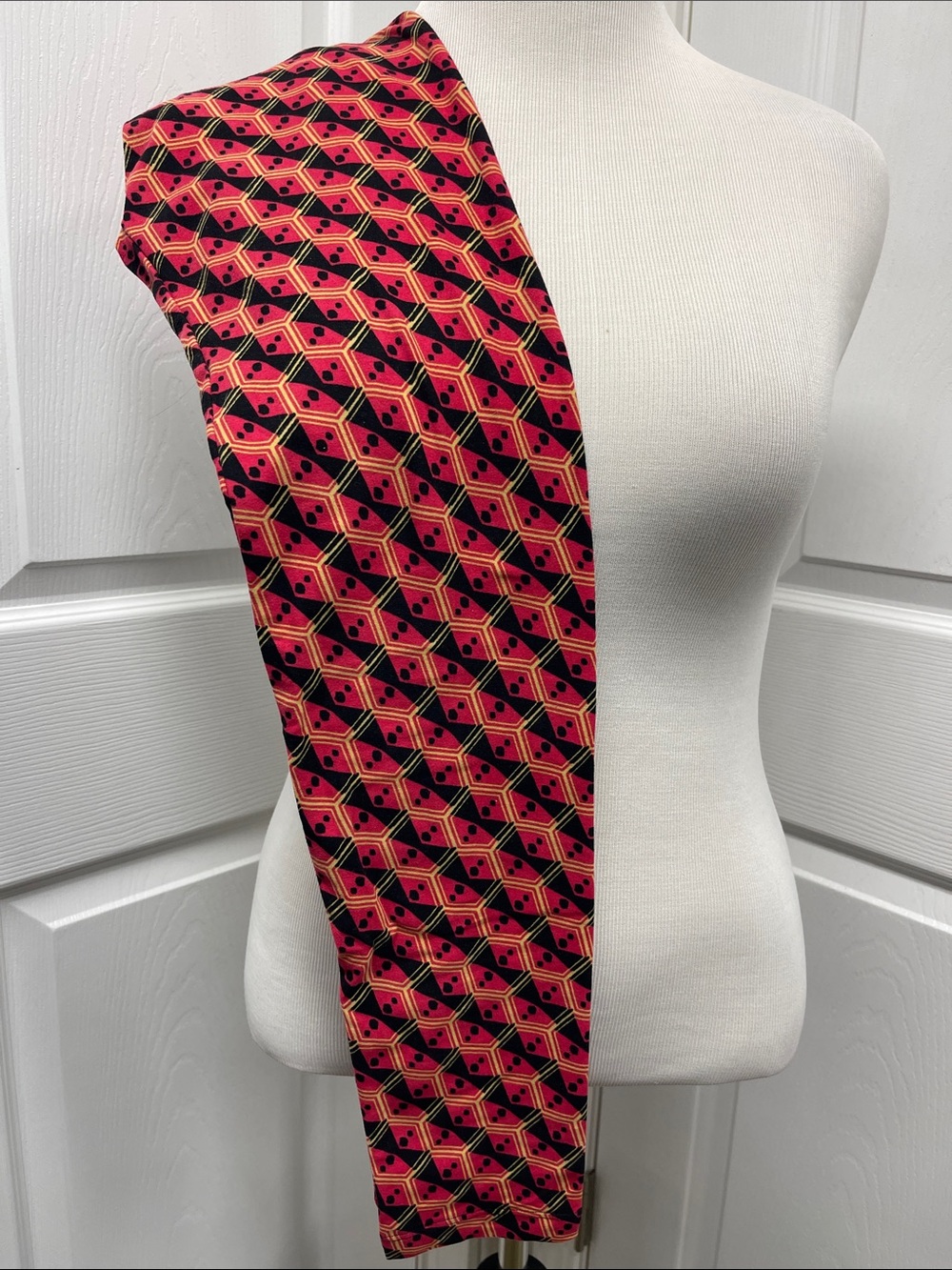 LuLaRoe New OS One Size Geometric Leggings NWT